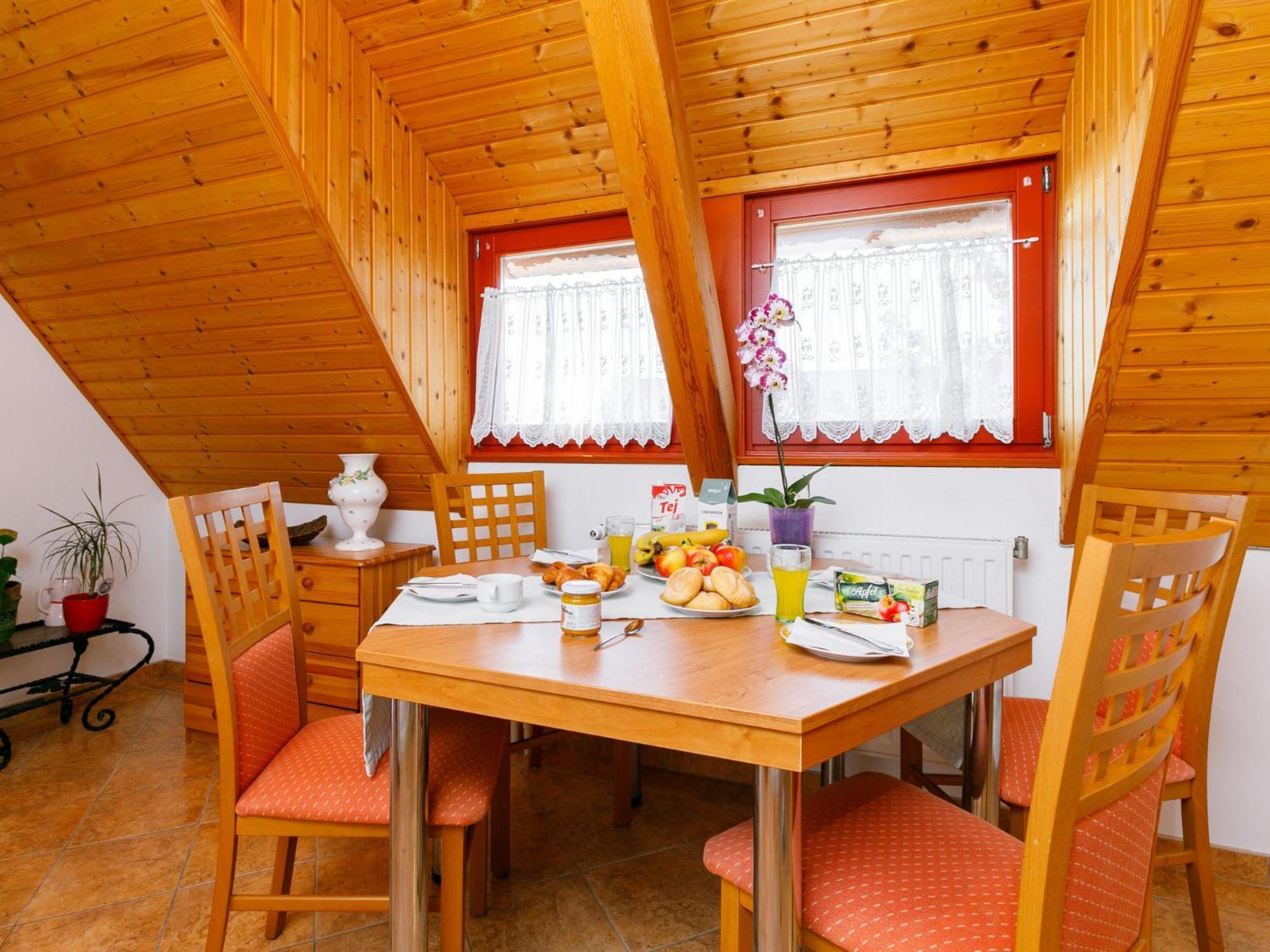 Holiday Home Emi - Bac110 By Interhome Badacsonytomaj Esterno foto